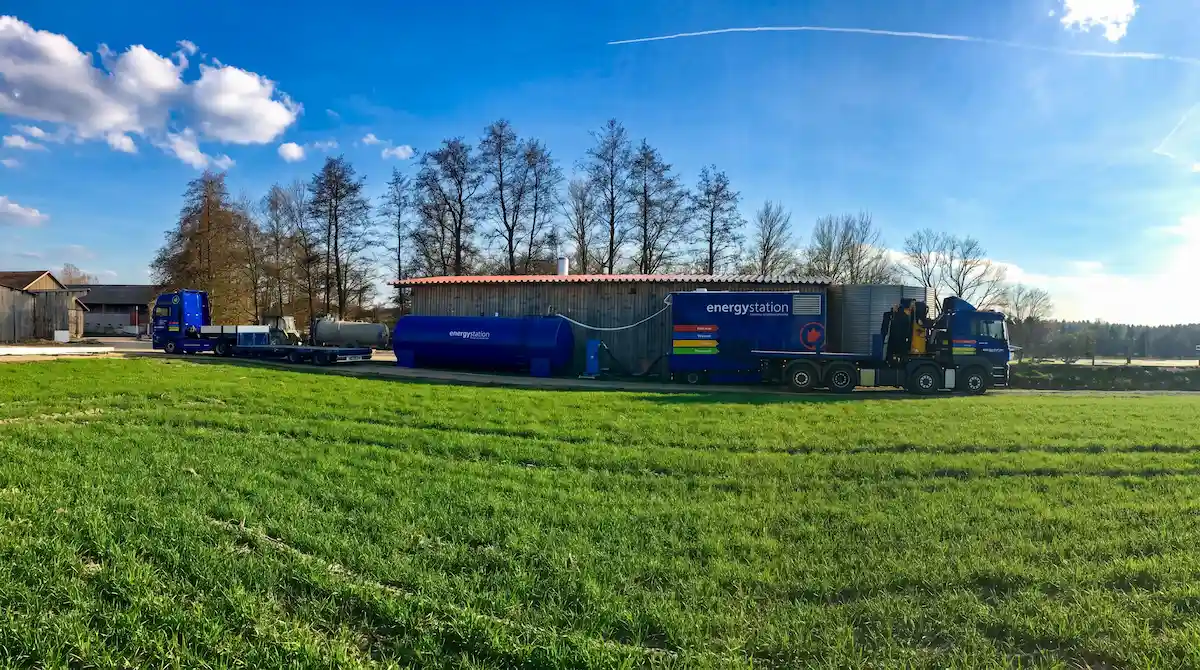 Mehr über den Artikel erfahren 2,5 MW Bodenbeheizung im Spargelanbau: Ertragssicherung durch mobile Wärme