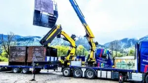 Mehr über den Artikel erfahren Spezialtransport & Kranleistungen: Das Monumental-Kunstwerk „Sichtung“