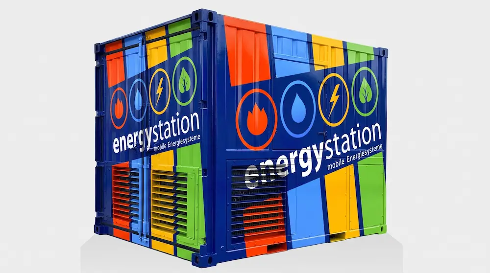 2000 kVA Lastbank Avtron 8300 von energystation im markentypischen Blau mit Symbolen für Wärme, Wasser, Strom und erneuerbare Energie